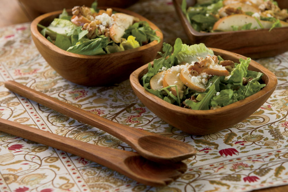 Walnut, Pear and Goat Cheese Salad
