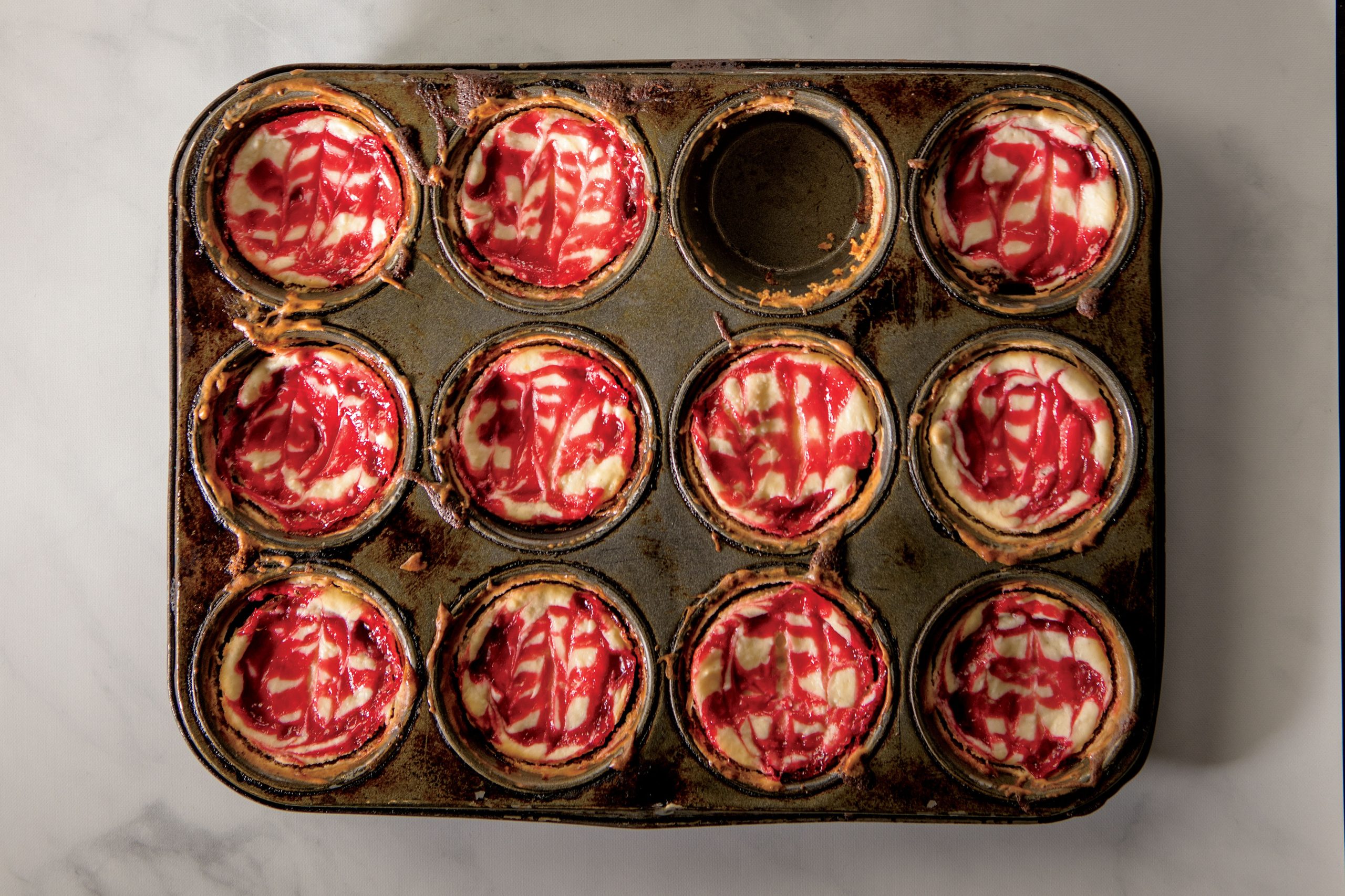 Raspberry Cheesecake Muffin Tin Brownies