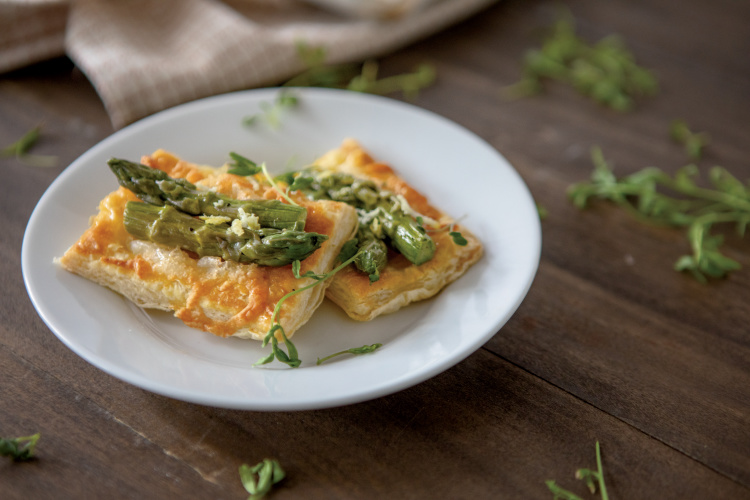 Asparagus Gruyere Puff Pastry
