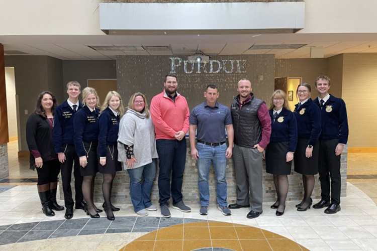 Lisa with FFA officers