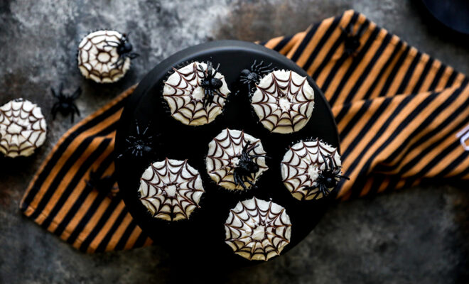 Spiderweb Cupcakes