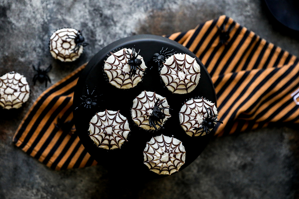 Spiderweb Cupcakes