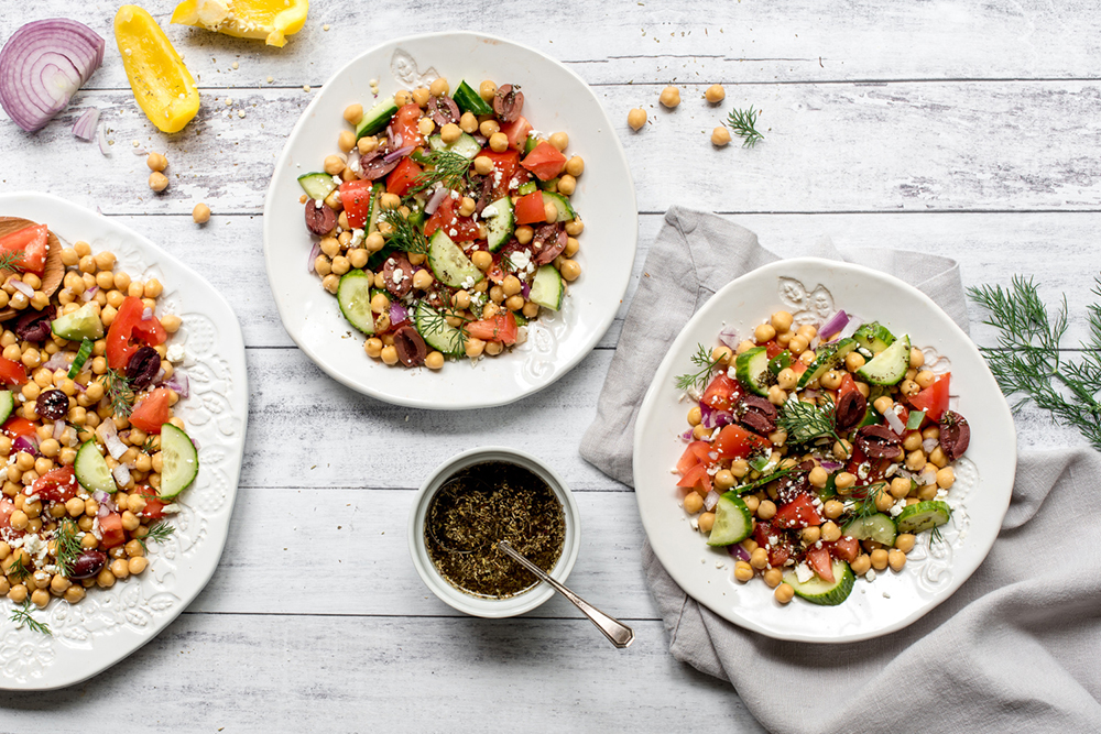 Lettuceless Greek Salad with Chickpeas